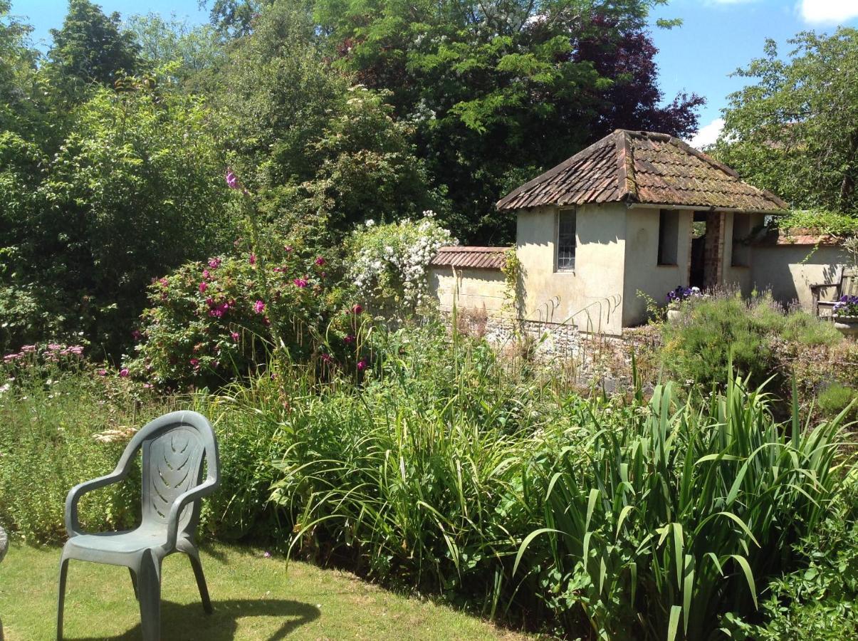 The Mill House Bed & Breakfast Berwick St James Exterior photo